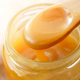 manuka honey in jar